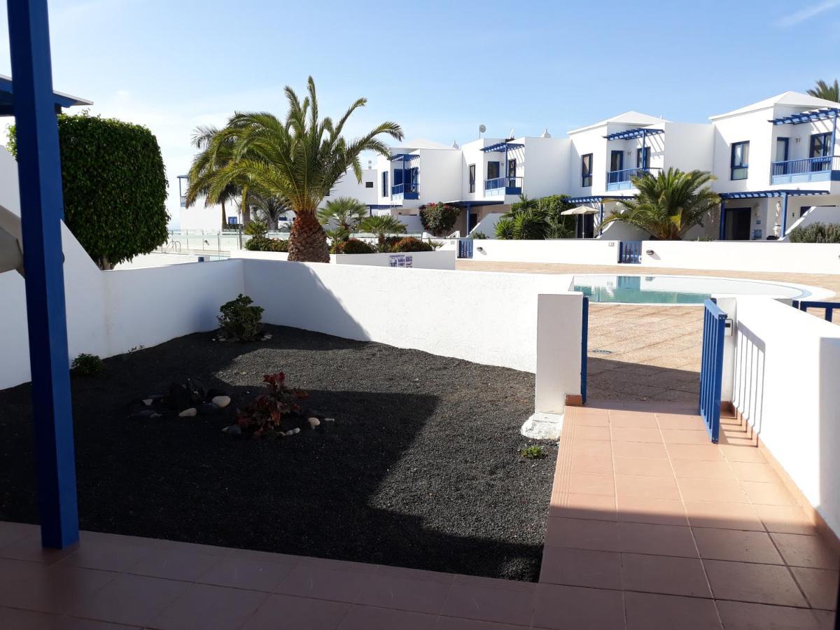 Las Moreras Playa Blanca Exterior photo